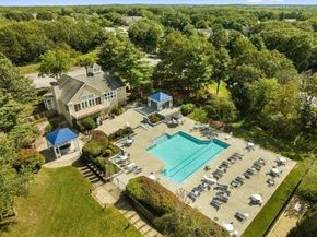 354 Tilden Commons Ln 354, Braintree MA 02184