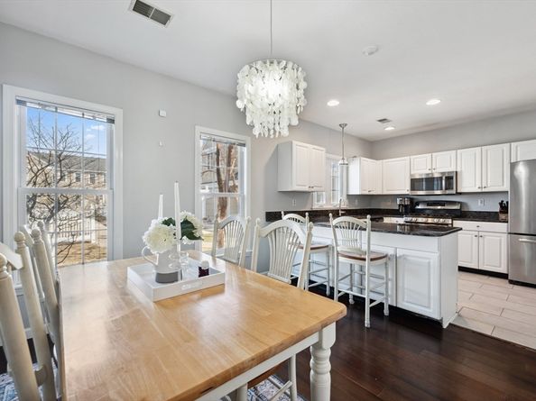 354 Tilden Commons Ln 354, Braintree MA 02184
