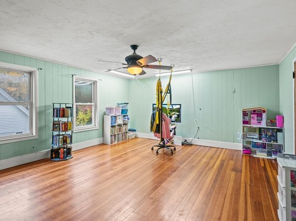121 East Street 121, Northbridge MA 01588