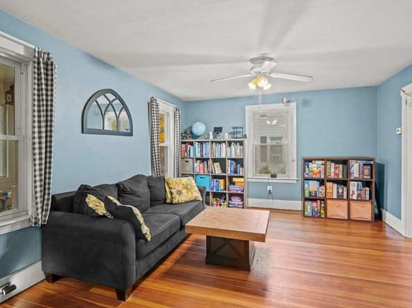 121 East Street 121, Northbridge MA 01588
