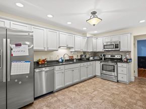 121 East Street 121, Northbridge MA 01588