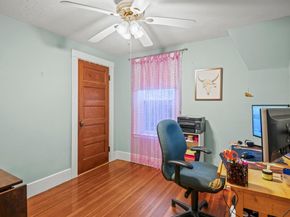121 East Street 121, Northbridge MA 01588