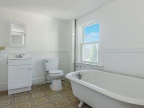 7 Pearl Street, Mattapoisett MA 02739