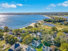 7 Pearl Street, Mattapoisett MA 02739