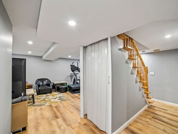 1904 Washington St, Canton MA 02021