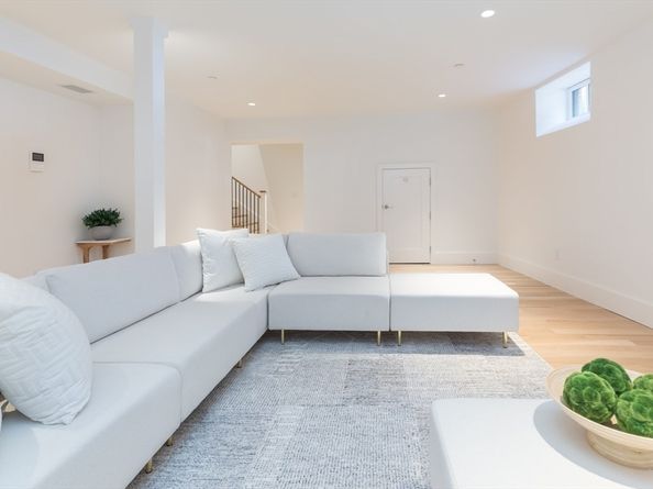 2A-4A Milford St 12, Boston MA 02118