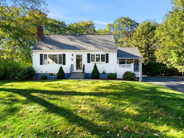 9 Upland Rd, Burlington MA 01803