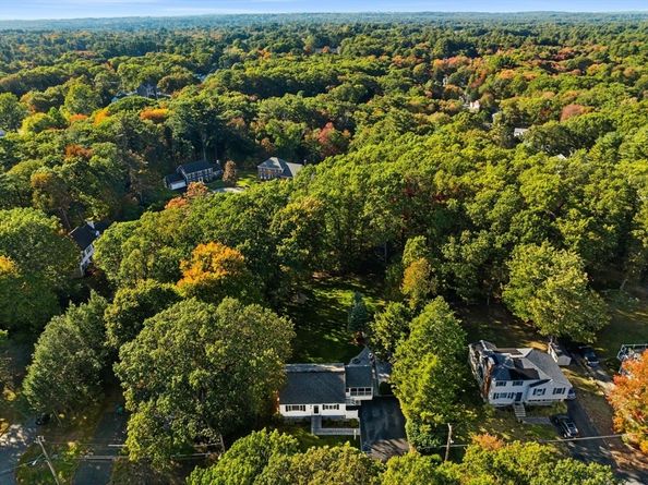 9 Upland Rd, Burlington MA 01803