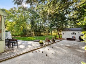 9 Upland Rd, Burlington MA 01803