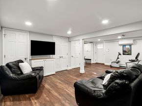 9 Upland Rd, Burlington MA 01803