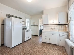 64 West Street, Leominster MA 01453