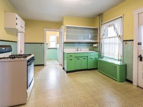 64 West Street, Leominster MA 01453