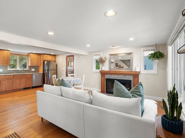13 Windsor Road, Beverly MA 01915