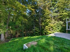 6 Ivy Cir, Winchester MA 01890