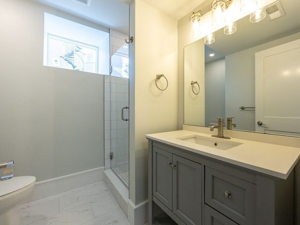 19 Fenwick 4, Somerville MA 02145