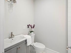 19 Fenwick 4, Somerville MA 02145