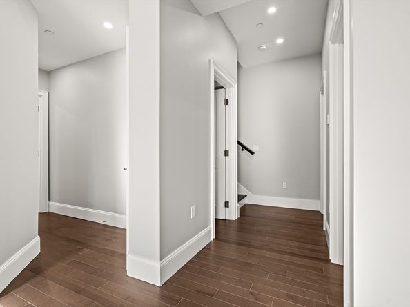 20 Mechanic Square 2, Marblehead MA 01945