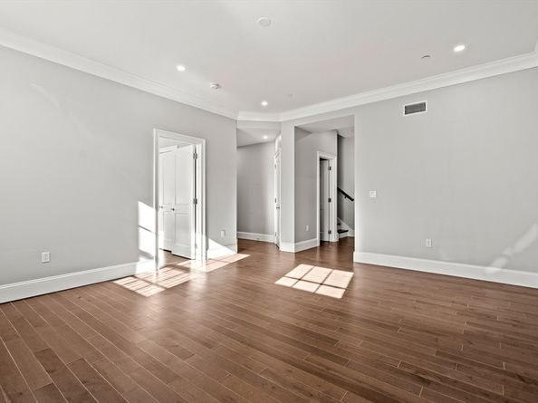 20 Mechanic Square 2, Marblehead MA 01945