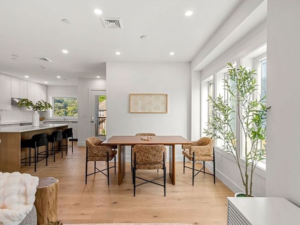 106 River Street 18, Newton MA 02465