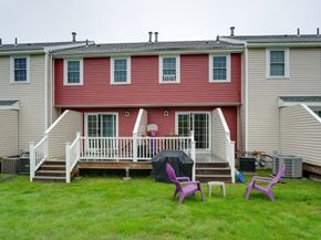 17 Fernwood Dr D, Leominster MA 01453