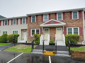 17 Fernwood Dr D, Leominster MA 01453