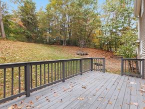 87 Crestwood Dr, Gardner MA 01440