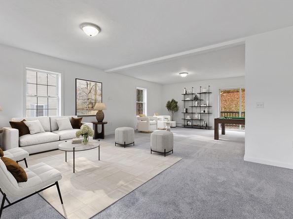 87 Crestwood Dr, Gardner MA 01440