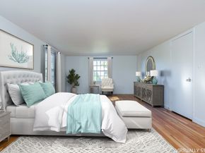 11 Captains Ln, Mattapoisett MA 02739