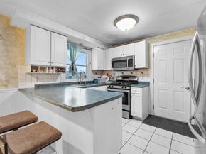 56 Odonnell Ave, Shrewsbury MA 01545