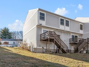 98 Northridge Rd 98, Beverly MA 01915