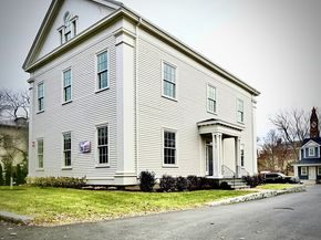 66 Pleasant Street 1, Marblehead MA 01945