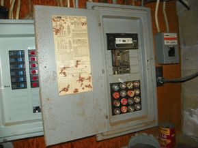 59 Oriole St., Gardner MA 01440