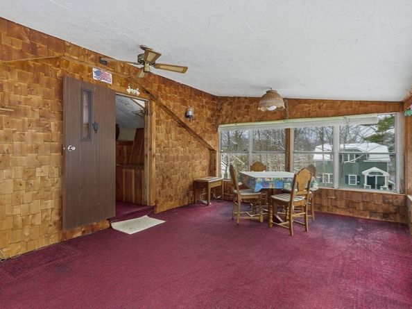 59 Oriole St., Gardner MA 01440