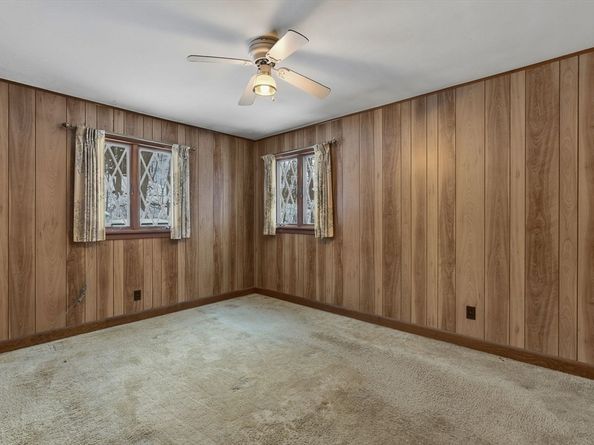 59 Oriole St., Gardner MA 01440