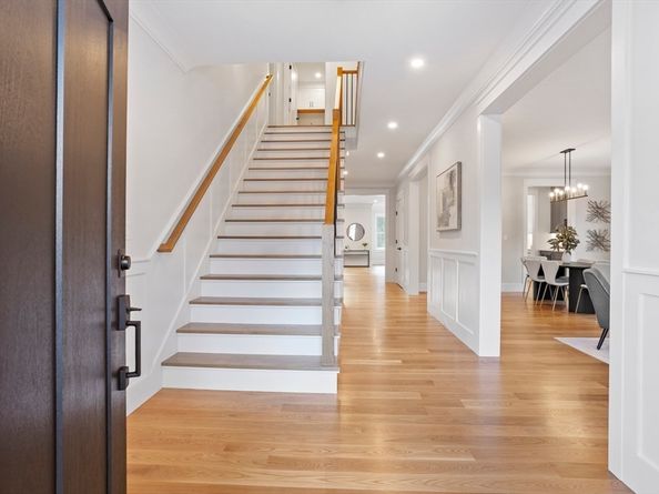 6 Parker Road, Bedford MA 01730