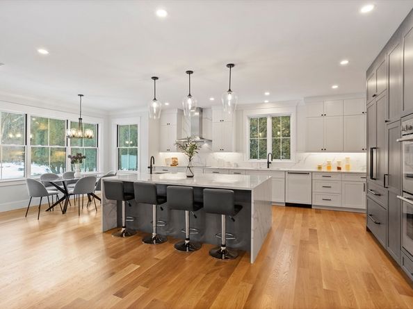 6 Parker Road, Bedford MA 01730