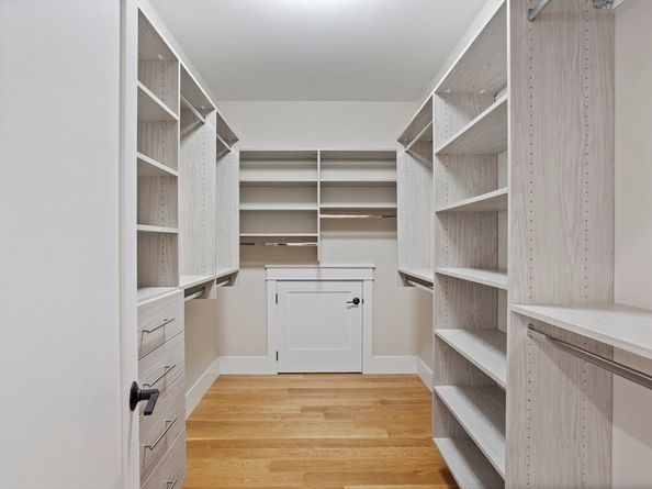 6 Parker Road, Bedford MA 01730