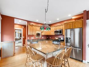 44 Orne St 44, Salem MA 01970