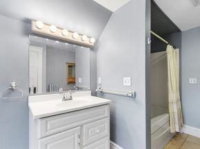 44 Orne St 44, Salem MA 01970