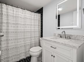 159 Franklin E6, Stoneham MA 02180