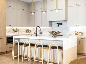 1597 Centre St. 1597, Newton MA 02461