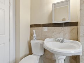 7 Nichols Ave, Watertown MA 02472