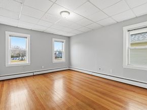 7 Nichols Ave, Watertown MA 02472