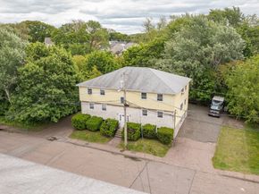 51 Stoughton St, Quincy MA 02169