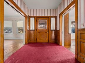 28 Winslow Rd, Brookline MA 02446