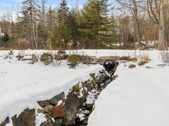 100 Main St, Ashburnham MA 01430