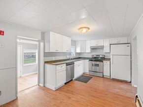 145 Boston St, Salem MA 01970