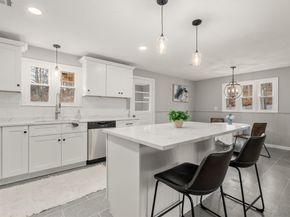 3 Mower St, Paxton MA 01612