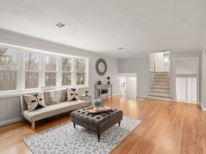 3 Mower St, Paxton MA 01612