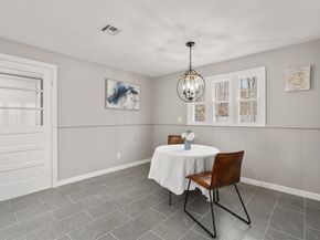 3 Mower St, Paxton MA 01612